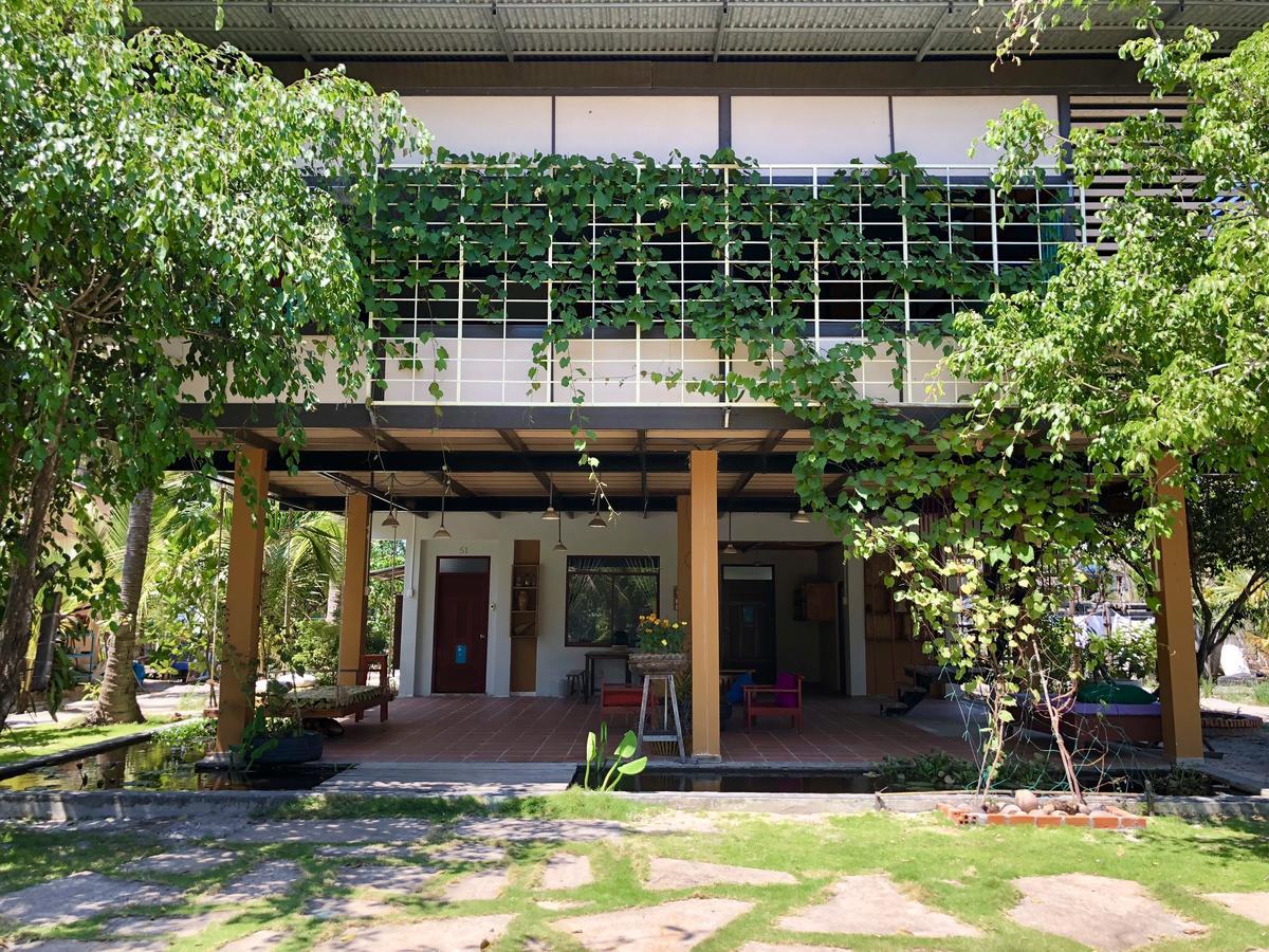 Lagi Farmstay Екстериор снимка